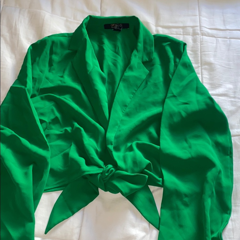 Crop top blouse